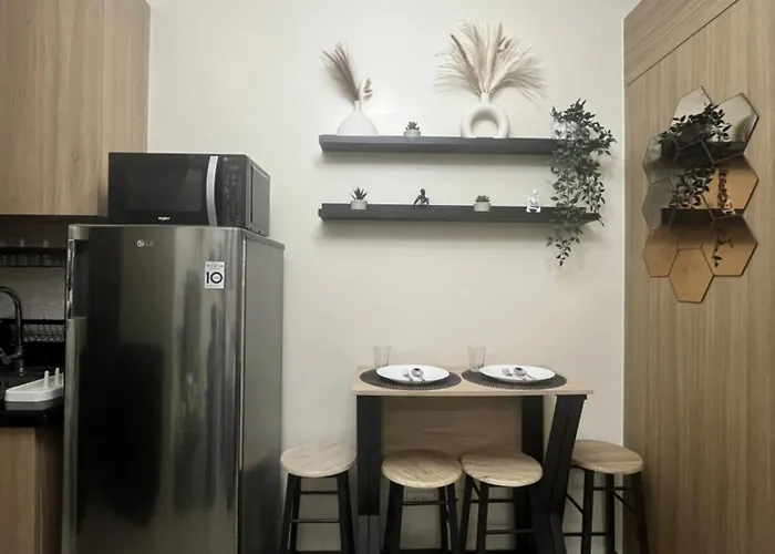 Aparthotel Le Trevi At Moa Pasay Staycation